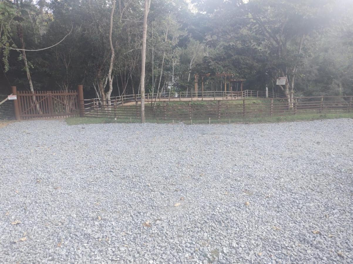 Casa De Campo Banheira, Lareira E Cachoeira Công viên tiểu bang Pedra Azul Ngoại thất bức ảnh