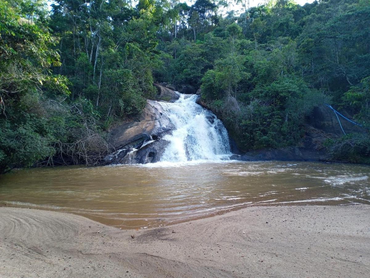 Casa De Campo Banheira, Lareira E Cachoeira Công viên tiểu bang Pedra Azul Ngoại thất bức ảnh