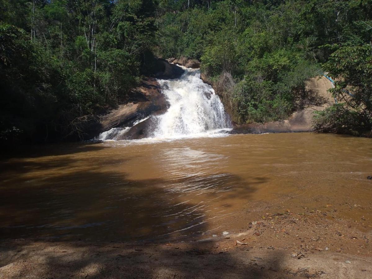 Casa De Campo Banheira, Lareira E Cachoeira Công viên tiểu bang Pedra Azul Ngoại thất bức ảnh