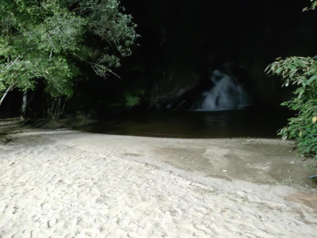 Casa De Campo Banheira, Lareira E Cachoeira Công viên tiểu bang Pedra Azul Ngoại thất bức ảnh
