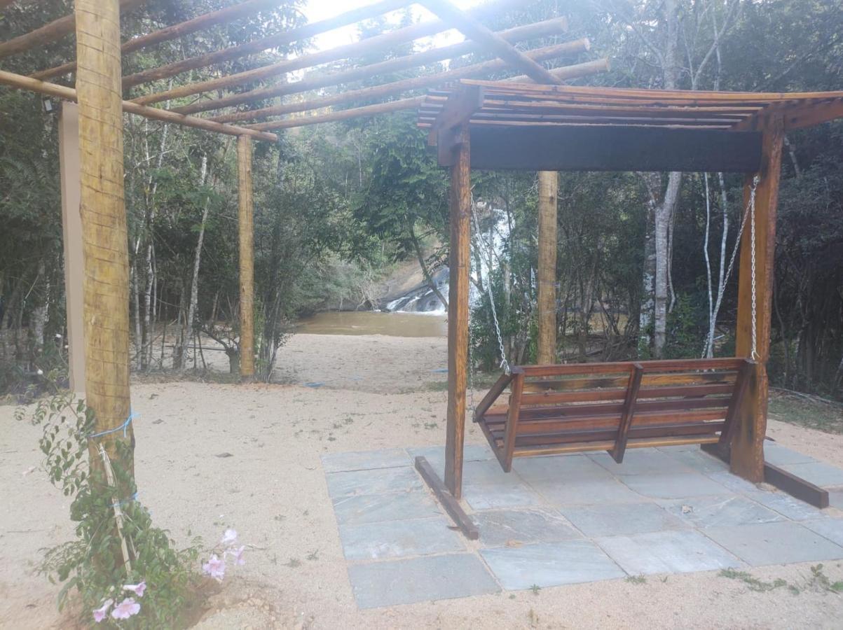 Casa De Campo Banheira, Lareira E Cachoeira Công viên tiểu bang Pedra Azul Ngoại thất bức ảnh